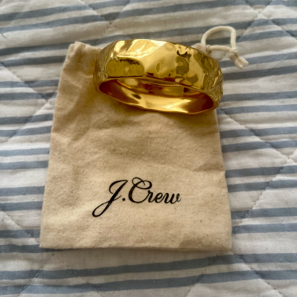 J. Crew gold bangle!
